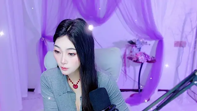Snapshot of Tili_Lucky chatting on 05.12.26 Tili Lucky online show from 05.12.26