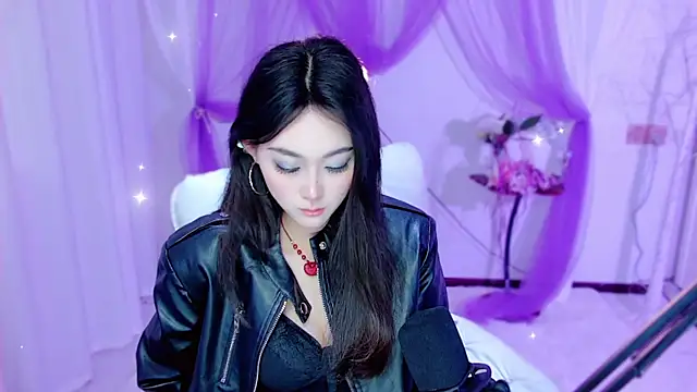 Snapshot of Tili_Lucky chatting on 05.15.26 Tili Lucky online show from 05.15.26