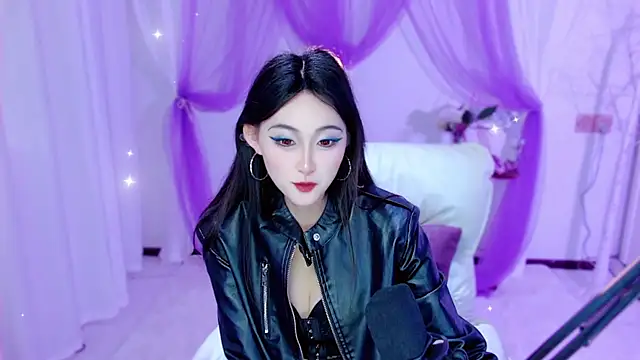 Snapshot of Tili_Lucky chatting on 05.16.26 Tili Lucky online show from 05.16.26