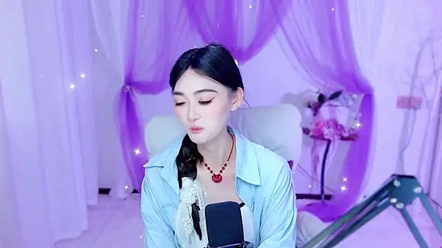 Snapshot of Tili_Lucky chatting on 05.18.26 Tili Lucky online show from 05.18.26
