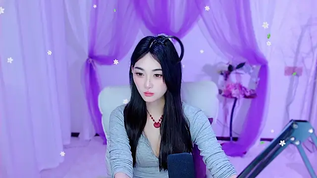 Snapshot of Tili_Lucky chatting on 05.19.26 Tili Lucky online show from 05.19.26