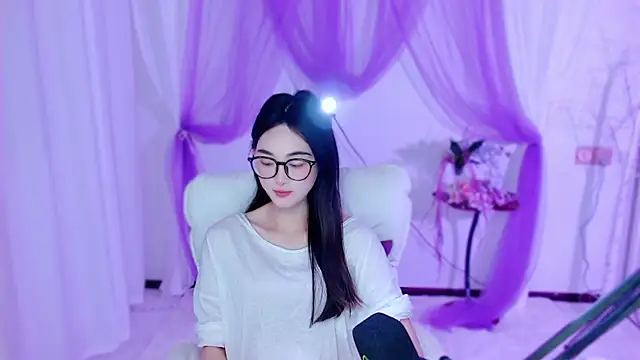 Snapshot of Tili_Lucky chatting on 05.22.26 Tili Lucky online show from 05.22.26