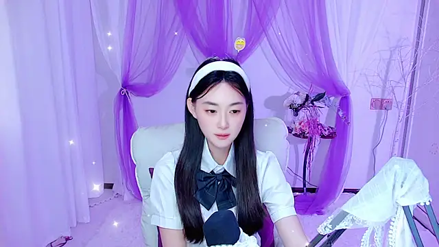 Snapshot of Tili_Lucky chatting on 06.11.26 Tili Lucky online show from 06.11.26