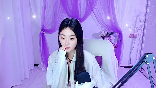Snapshot of Tili_Lucky chatting on 06.13.26 Tili Lucky online show from 06.13.26