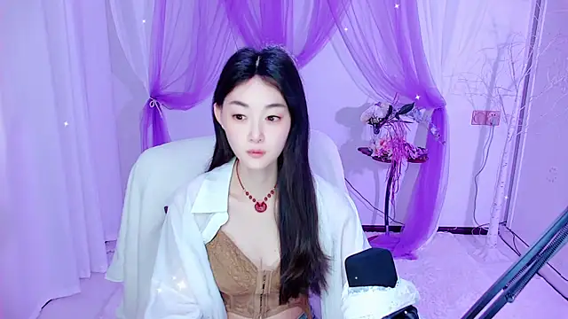 Snapshot of Tili_Lucky chatting on 06.14.26 Tili Lucky online show from 06.14.26