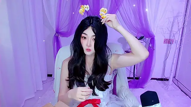 Snapshot of Tili_Lucky chatting on 06.28.26 Tili Lucky online show from 06.28.26