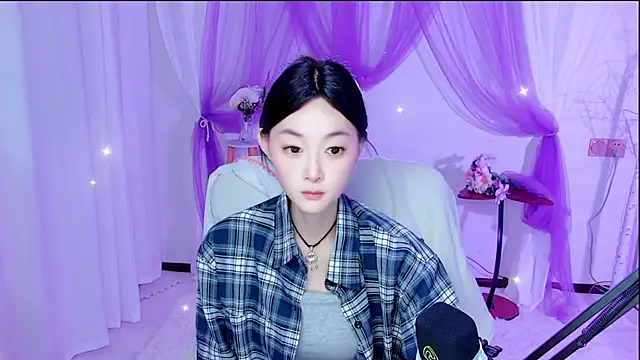 Snapshot of Tili_Lucky chatting on 07.13.26 Tili Lucky online show from 07.13.26