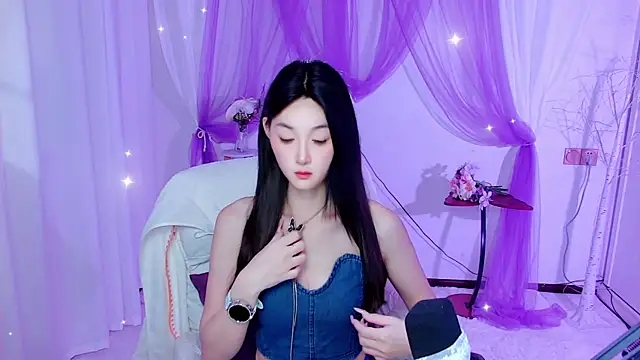 Snapshot of Tili_Lucky chatting on 07.20.26 Tili Lucky online show from 07.20.26