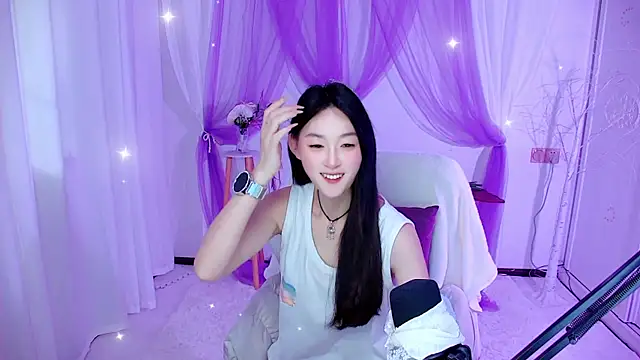 Snapshot of Tili_Lucky chatting on 08.06.26 Tili Lucky online show from 08.06.26