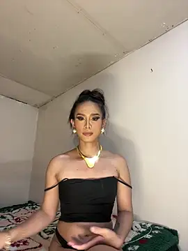 VanessaCockTrans online show from 05.06.26