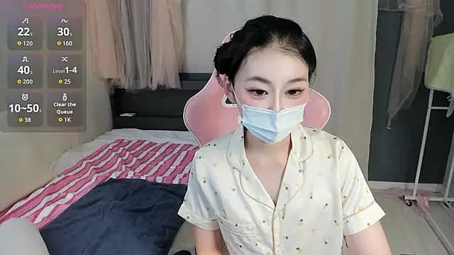 Snapshot of hyorin2 chatting on 06.23.26 hyorin2 online show from 06.23.26
