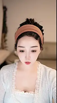 Snapshot of singer-wenwan chatting on 06.01.26 singer-wenwan online show from 06.01.26
