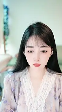 Snapshot of singer-wenwan chatting on 06.22.26 singer-wenwan online show from 06.22.26