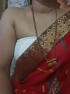 Snapshot of Komal_Bhabhi4u chatting on 05.12.26 Komal Bhabhi4u online show from 05.12.26