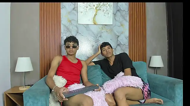 Snapshot of BOUL_GUYS chatting on 05.31.26 BOUL GUYS online show from 05.31.26