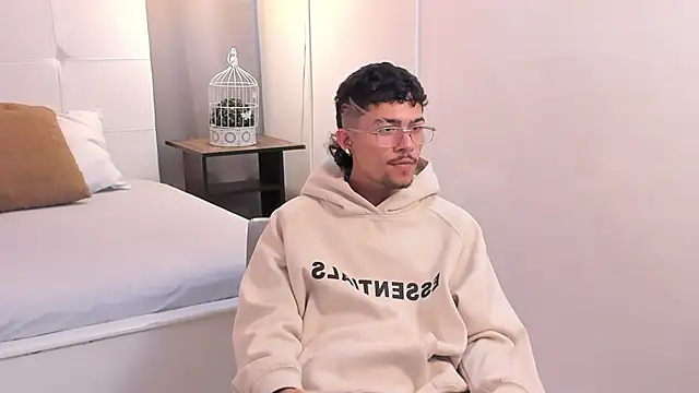 Snapshot of jake_miller__ chatting on 06.18.26 jake miller online show from 06.18.26