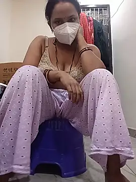 Snapshot of riya1-cam chatting on 05.15.26 riya1-cam online show from 05.15.26