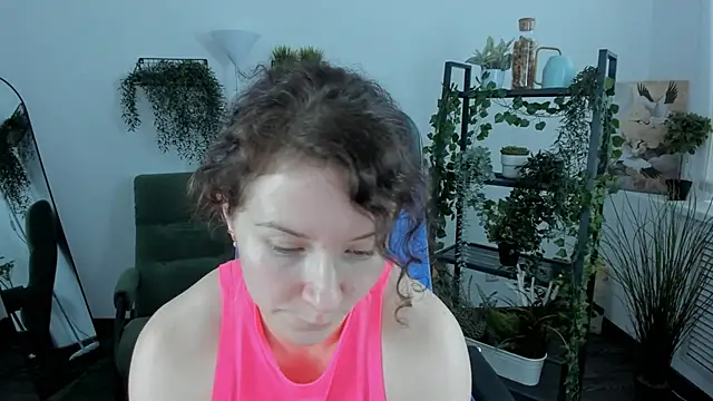 Snapshot of AureliaGleam chatting on 06.13.26 AureliaGleam online show from 06.13.26