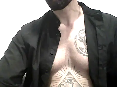 Snapshot of Alessandromagno8 chatting on 05.22.26 Alessandromagno8 online show from 05.22.26