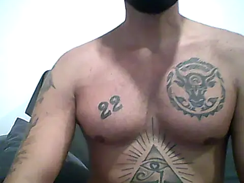 Snapshot of Alessandromagno8 chatting on 05.26.26 Alessandromagno8 online show from 05.26.26