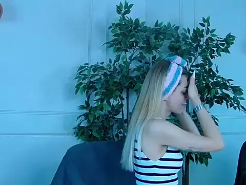 IvyLustt online show from 06.25.26