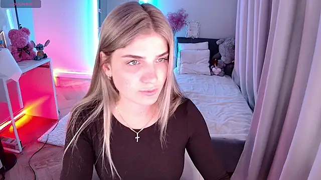 Snapshot of Leri_One chatting on 05.12.26 Leri One online show from 05.12.26
