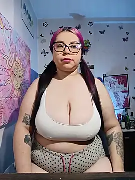 Snapshot of hada_submissive chatting on 06.28.26 hada submissive online show from 06.28.26