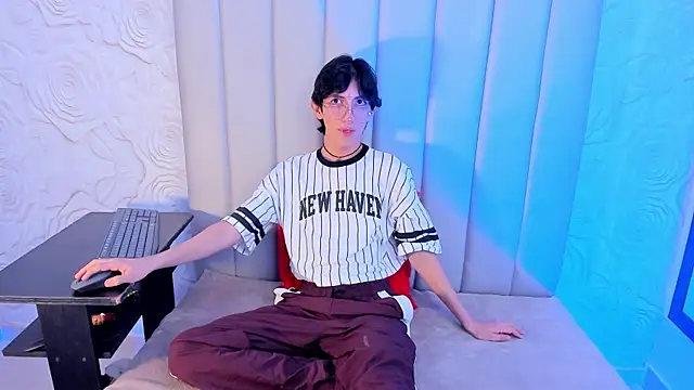 LittlePrince  online show from 06.25.26