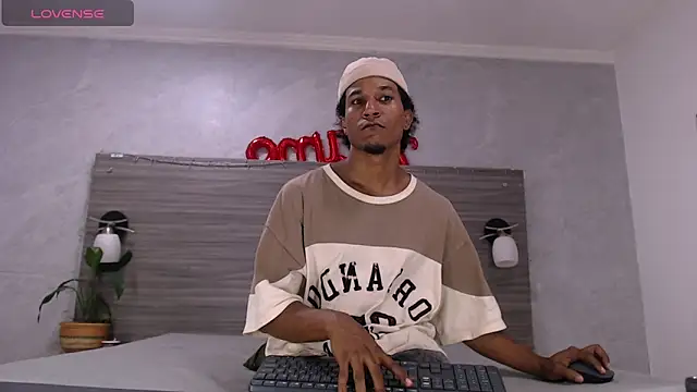 Snapshot of Dilan_Hall chatting on 06.03.26 Dilan Hall online show from 06.03.26
