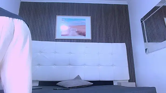 Snapshot of Dilan_Hall chatting on 06.04.26 Dilan Hall online show from 06.04.26