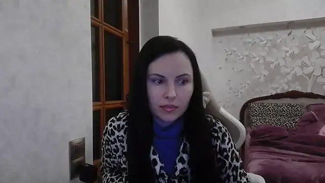 Snapshot of viktoria11x chatting on 05.17.26 viktoria11x online show from 05.17.26