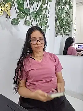 Snapshot of alanahot94 chatting on 06.15.26 alanahot94 online show from 06.15.26