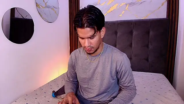 Snapshot of JacobWolf__ chatting on 07.31.26 JacobWolf online show from 07.31.26