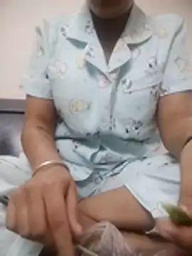 Snapshot of sexyy_nehaa chatting on 07.04.26 sexyy nehaa online show from 07.04.26