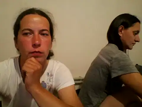 Snapshot of DanicaFey chatting on 06.21.26 DanicaFey online show from 06.21.26