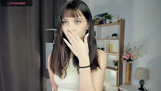 Snapshot of LupitaSolt chatting on 05.28.26 LupitaSolt online show from 05.28.26