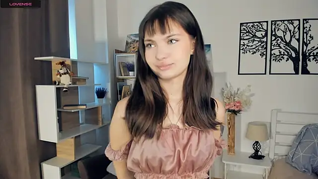 Snapshot of LupitaSolt chatting on 06.01.26 LupitaSolt online show from 06.01.26