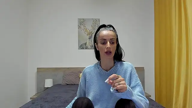 Snapshot of BlissAria chatting on 06.15.26 BlissAria online show from 06.15.26