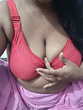 Snapshot of Ponaam-Babe chatting on 08.06.26 Ponaam-Babe online show from 08.06.26