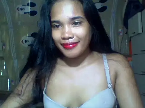Snapshot of BigAssPinay19 chatting on 05.12.26 BigAssPinay19 online show from 05.12.26