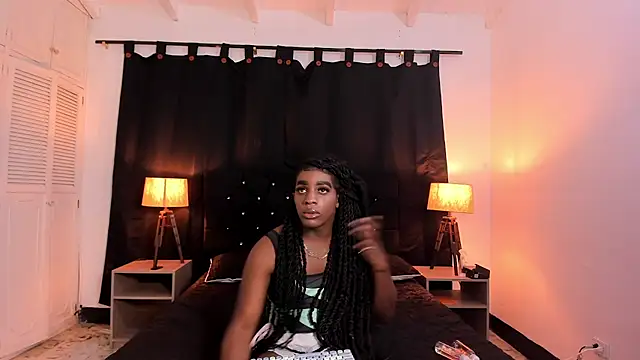 Snapshot of YasiryCoper chatting on 05.16.26 YasiryCoper online show from 05.16.26