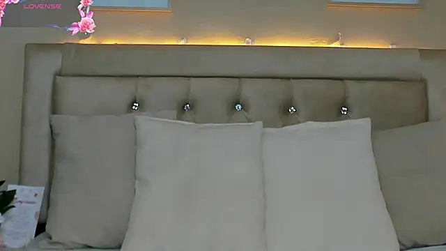 EmilyWinter  online show from 06.15.26