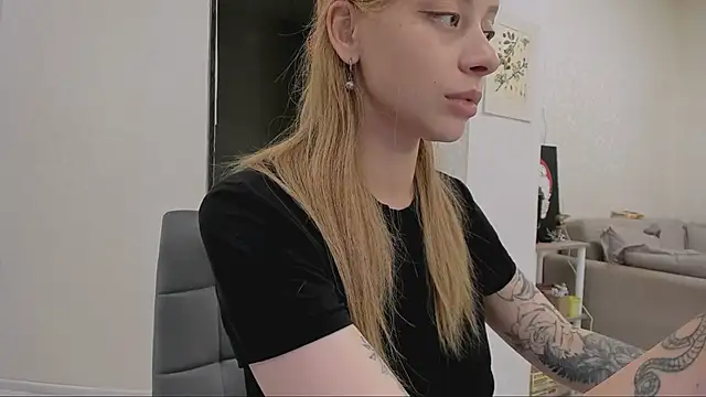 Snapshot of Jane_Bright chatting on 03.13.25 Jane Bright online show from 03.13.25