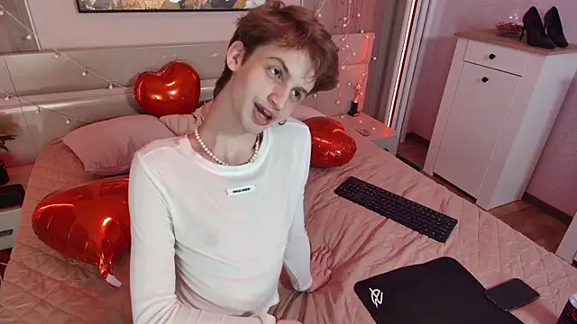 Bimbo boy  online show from 06.05.26