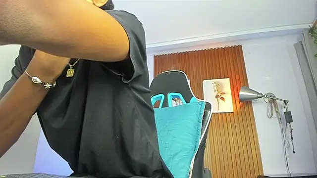 Afrowayuu online show from 07.03.26