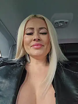 MILFBARBY online show from 02.15.26