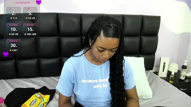 GREISYHOT online show from 06.12.26