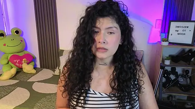 LadyVelvett online show from 05.10.26