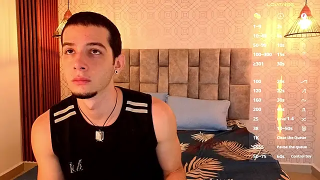 Snapshot of isaacblaze_ chatting on 06.12.26 isaacblaze online show from 06.12.26