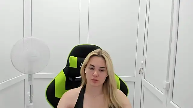 Emma starrs  online show from 06.29.26